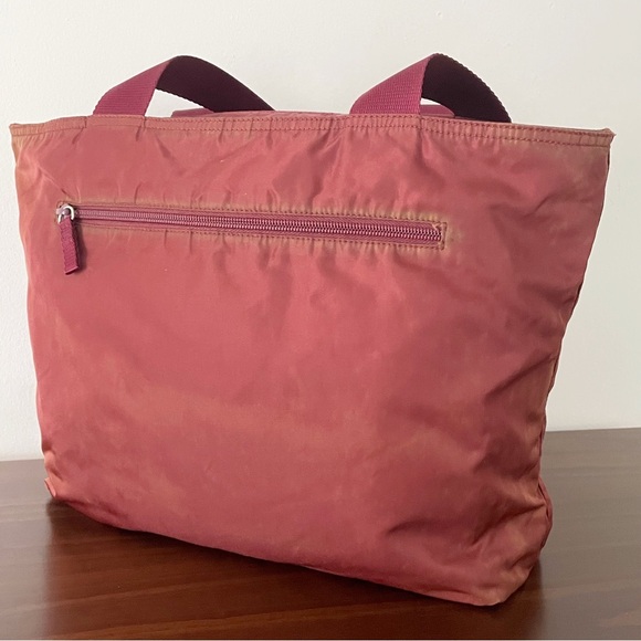 ❤️SOLD❤️Prada burgundy red Tessuto nylon triangle logo shoulder tote bag - Picture 5 of 11